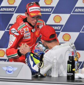 valentino rossi casey stoner laguna seca