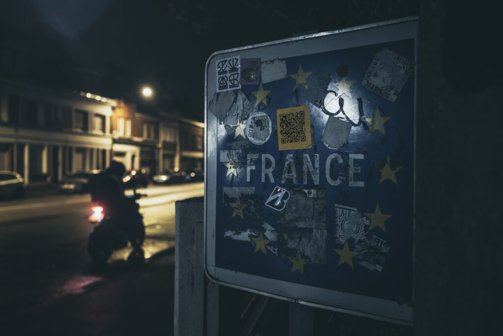 Om middernacht de grens met Frankrijk oversteken Bridgestone S23-banden.