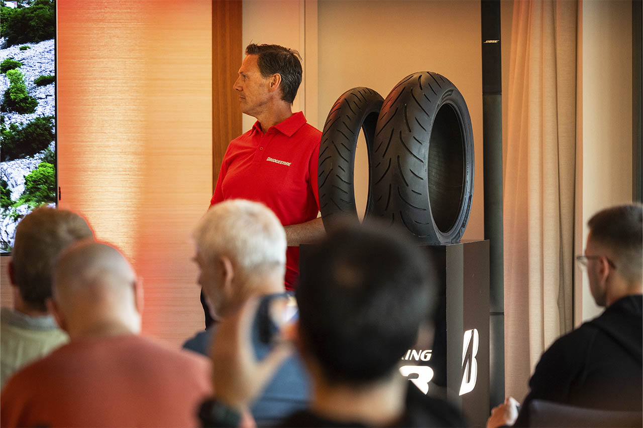 Nico Thuy presents the new Bridgestone T33 tyre to journalists at the launch event