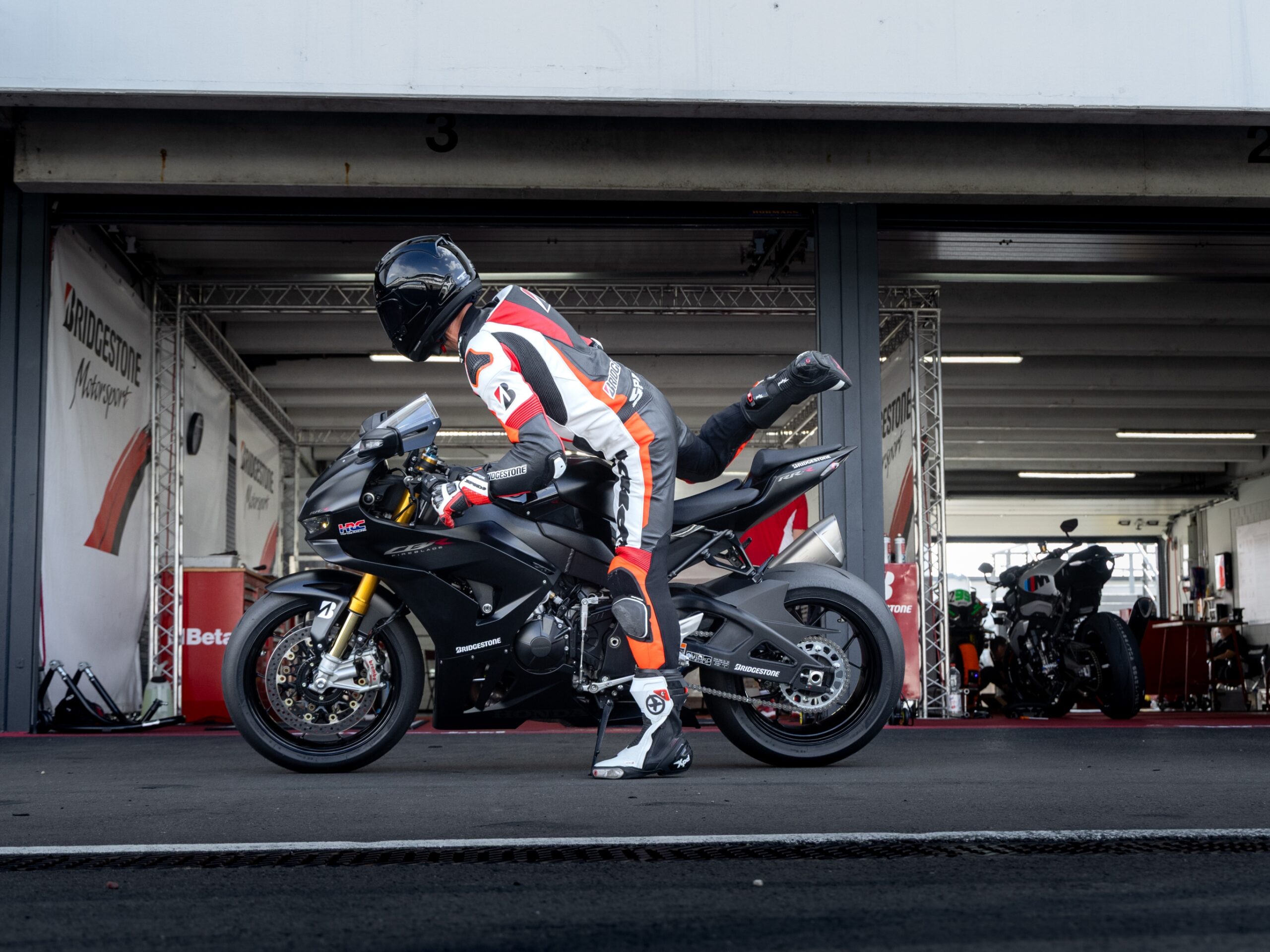RS12 Rider